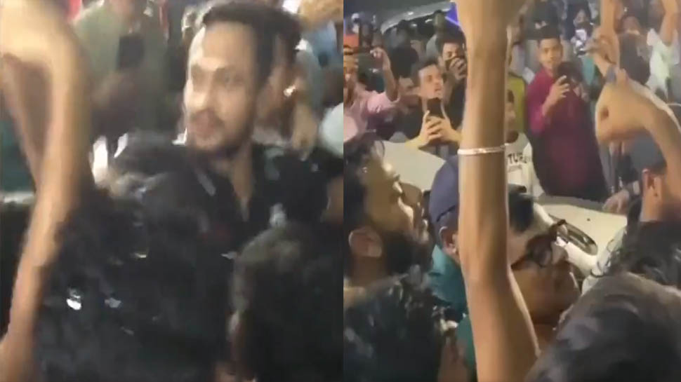 Shakib Al Hasan फिर विवादों में घिरे! फैन के साथ की ऐसी हरकत Shakib Al Hasan फिर विवादों में घिरे! फैन के साथ की ऐसी हरकत