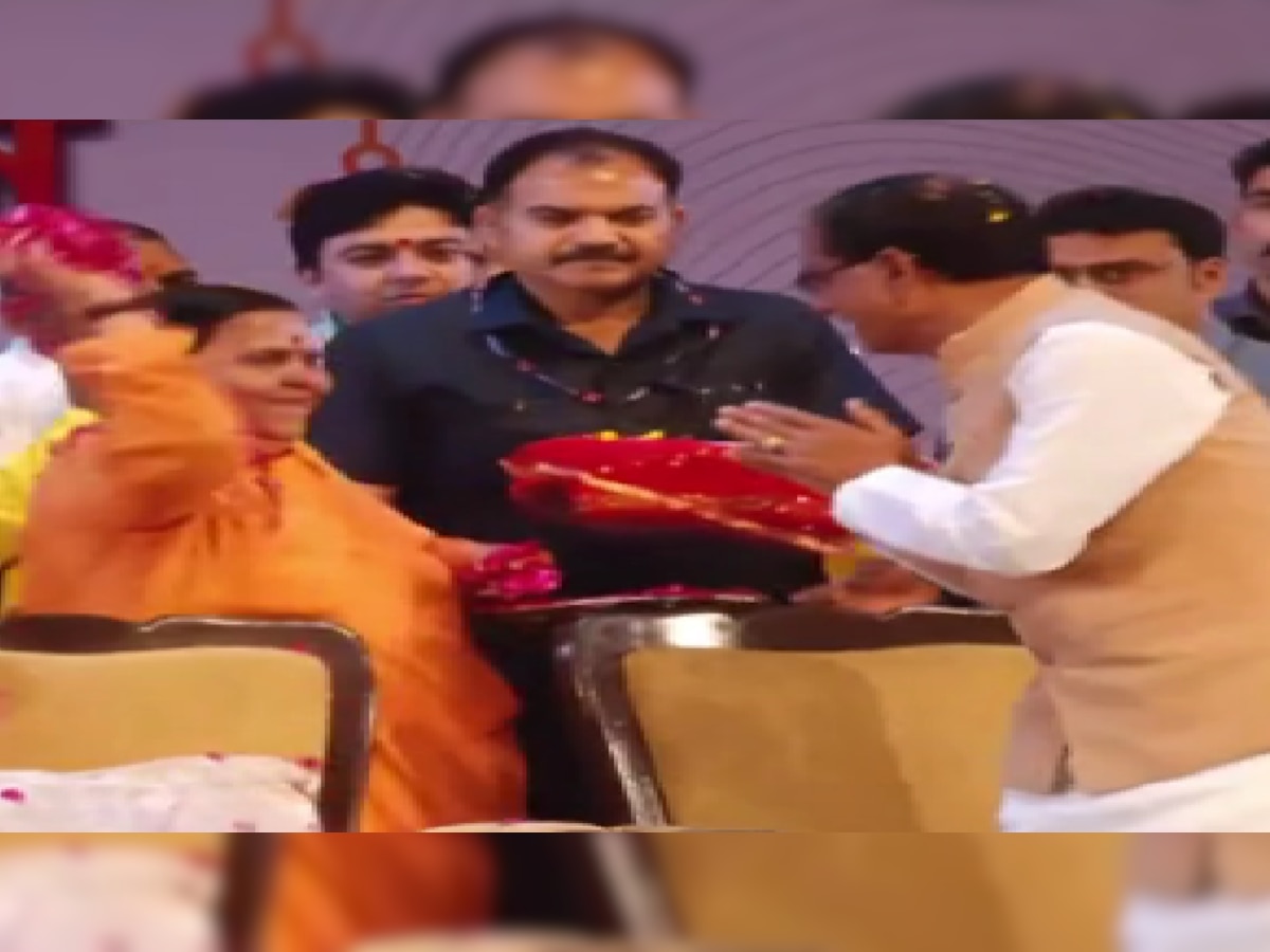 MP BJP: उमा भारती ने CM शिवराज पर बरसाए फूल, जानिए किस बात को लेकर खुश हुई दीदी