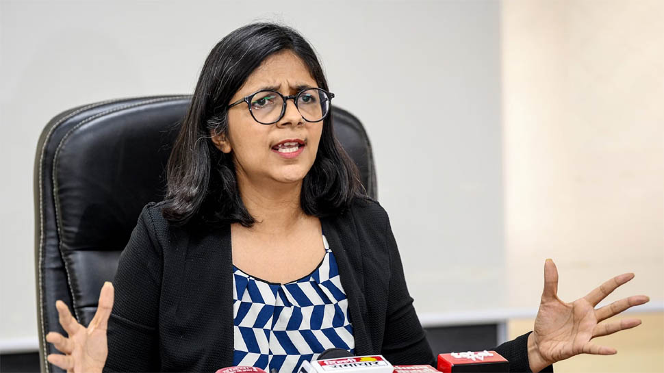 महिला आयोग की अध्यक्ष मालिवाल ने चौंकाया, बोलीं- "मेरे अपने पापा मेरा यौन उत्पीड़न करते थे" महिला आयोग की अध्यक्ष मालिवाल ने चौंकाया, बोलीं- "मेरे अपने पापा मेरा यौन उत्पीड़न करते थे"