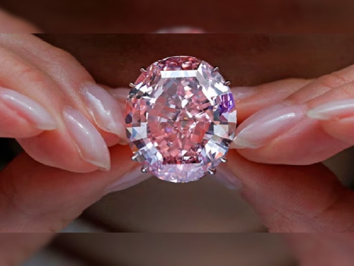 Benefits of diamond: आपको भी पसंद है हीरा पहनना, तो जान लें उसे पहनने का सही तरीका, नहीं तो सकता है नुकसान 
