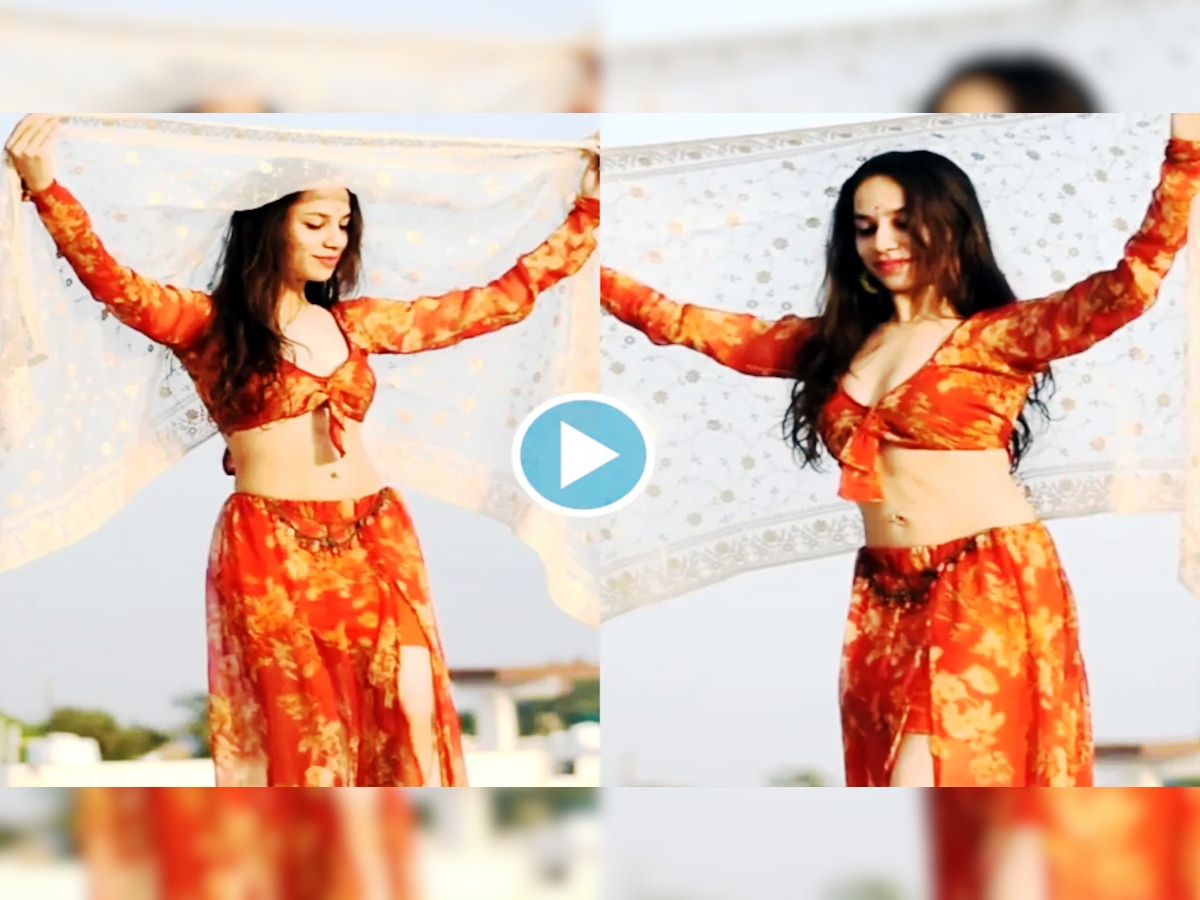 Girl super sensual dance: ऑरेंज ब्लाउज में 'चोली के पीछे' पर लड़की ने मचाया कोहराम, यहां देखें सुपर सेंसुअल डांस