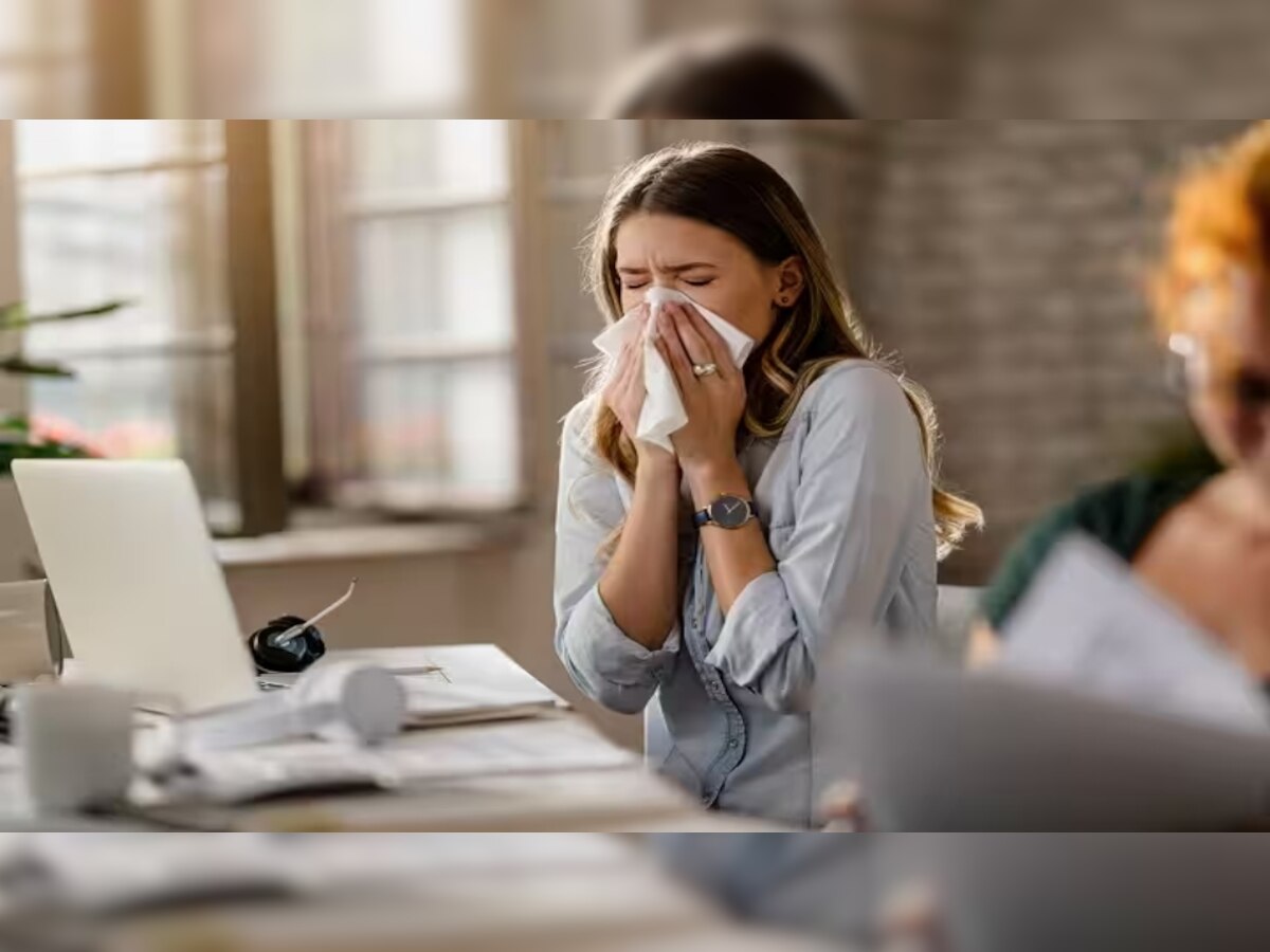 Allergy Symptoms: तेज गर्मी के कारण शरीर में हो सकती है एलर्जी, जानिए बचाव के टिप्स