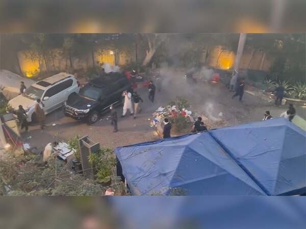 इमरान को गिरफ्तार करने गई पुलिस पर पथराव, DIG समेत कई जख्मी, जानिए क्या बोले- खान
