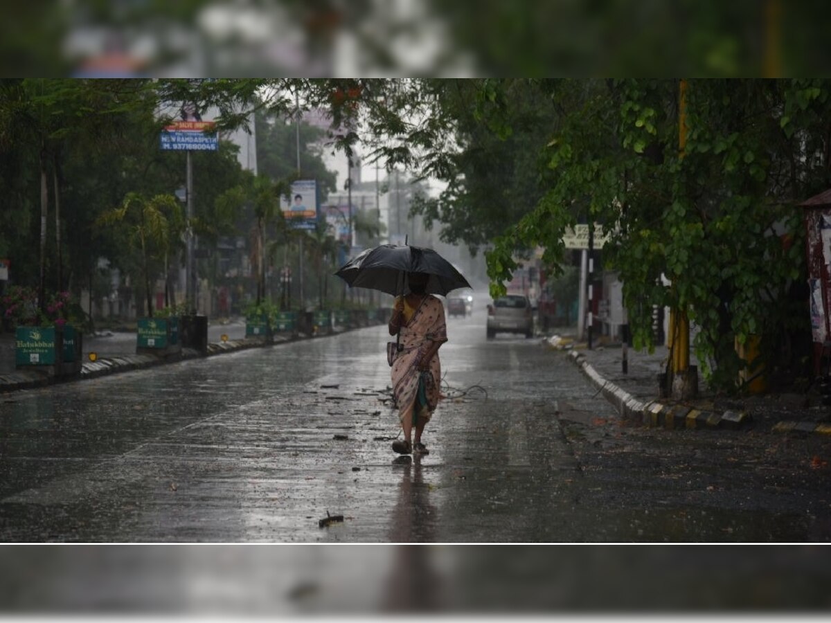 Weather Update: चंडीगढ़ में बारिश से खुशनुमा हुआ मौसम, इन राज्य के लोगों को भी जल्द मिलेगी गर्मी से निजात