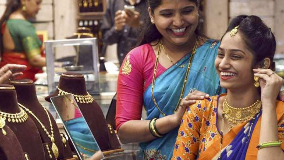 Gold Silver Price Today: सोने-चांदी के भावों में फिर आई तेजी, बनाया नया र‍िकॉर्ड, यहां चेक करें आज के ताजा रेट्स