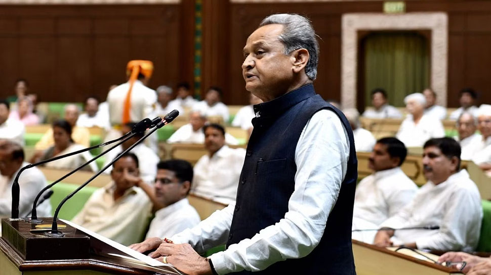 Rajasthan News Live : अशोक गहलोत आज करेंगे कई बड़ी घोषणाएं, 4 बजे शुरु होगा विधानसभा में संबोधन