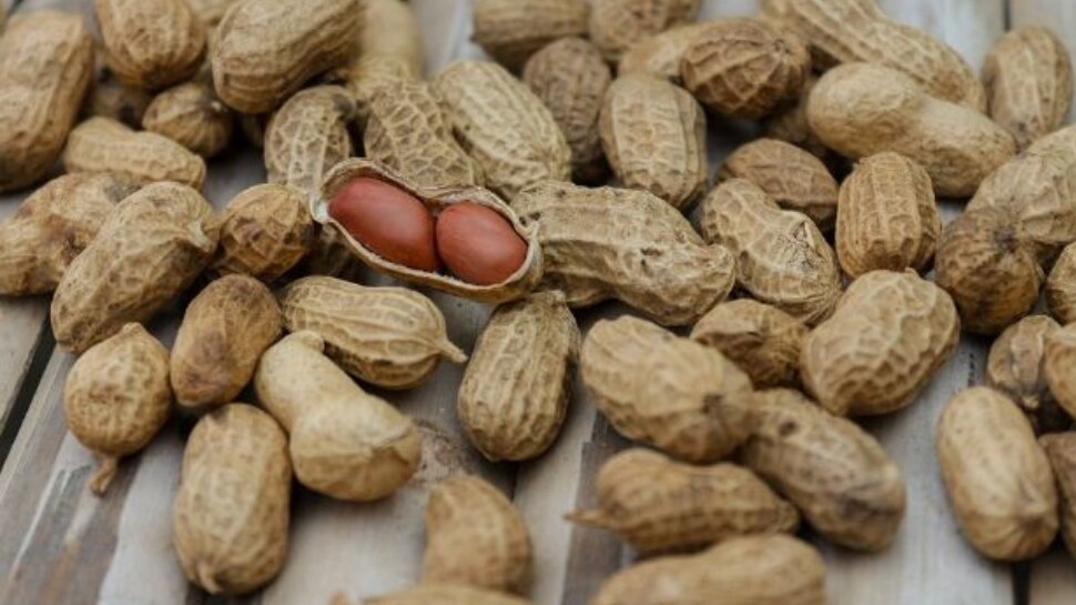 peanuts-benefits-for-health-also-read-side-effects-of-peanuts-what