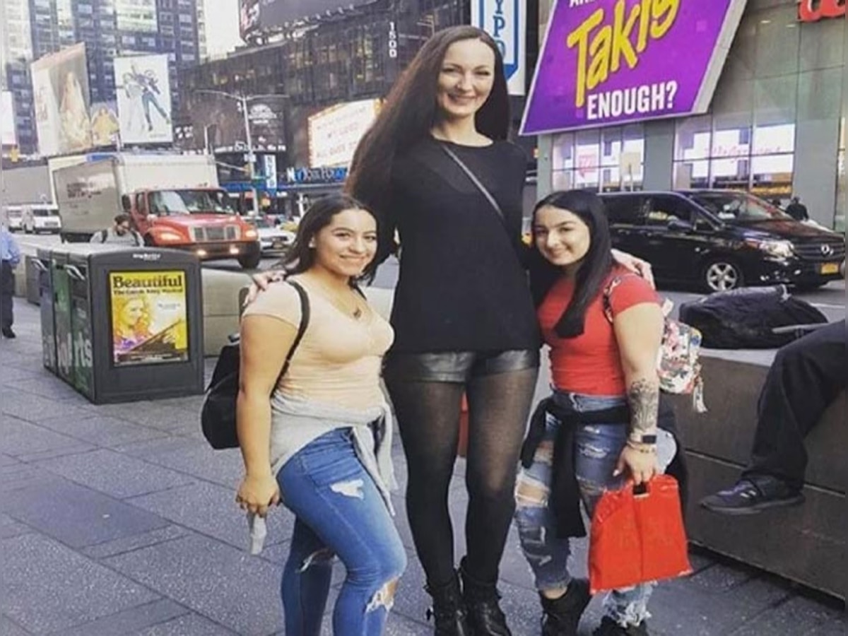meet these worlds longest women with record breaking heights World's