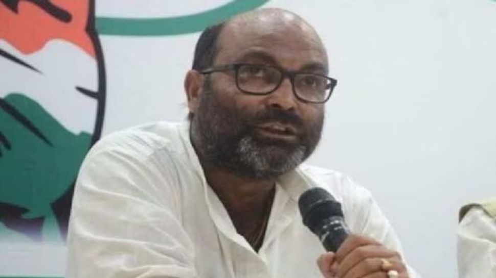 UP Politics : पूर्व प्रदेश कांग्रेस अध्यक्ष अजय कुमार लल्लू को 1 साल की सजा, एमपी-एमएलए कोर्ट ने सुनाया फैसला