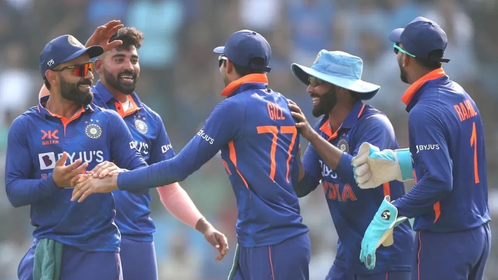 IND vs AUS 2nd ODI: ଦ୍ୱିତୀୟ ଦିନିକିଆ ପୂର୍ବରୁ ଭାରତୀୟ ଫ୍ୟାନ୍ସଙ୍କ ପାଇଁ ଖରାପ ଖବର, ହଠାତ୍ ସାମ୍ନାକୁ ଆସିଲା ଏହି ହୃଦୟ ଭାଙ୍ଗିଲା ଭଳି ଅପଡେଟ୍