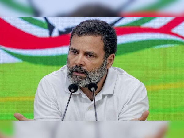 Rahul Gandhi: कांग्रेस लीडर राहुल गांधी के घर पहुंची दिल्ली पुलिस, जानें क्या है मामला