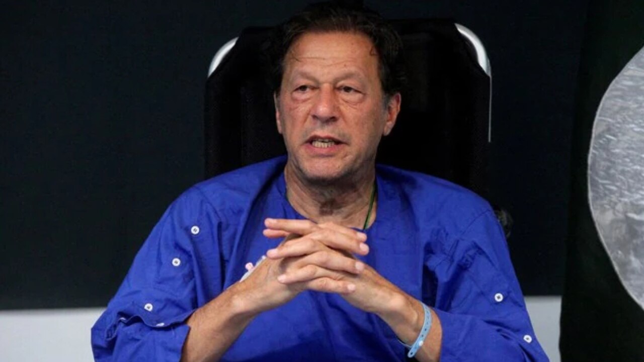 क्या पाकिस्तान में इमरान खान की पार्टी पीटीआई पर लगेगा प्रतिबंध? जानिए किसने किया दावा