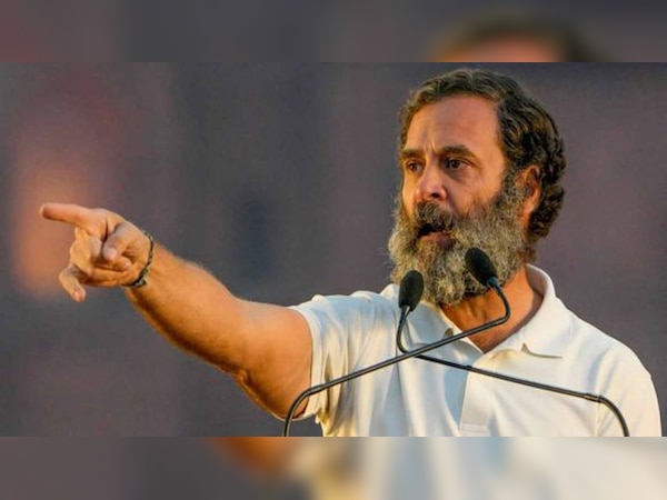 Rahul Gandhi News: घर पर पुलिस पहुंचने पर राहुल गांधी का बयान, बोले-लंबा सफर था..