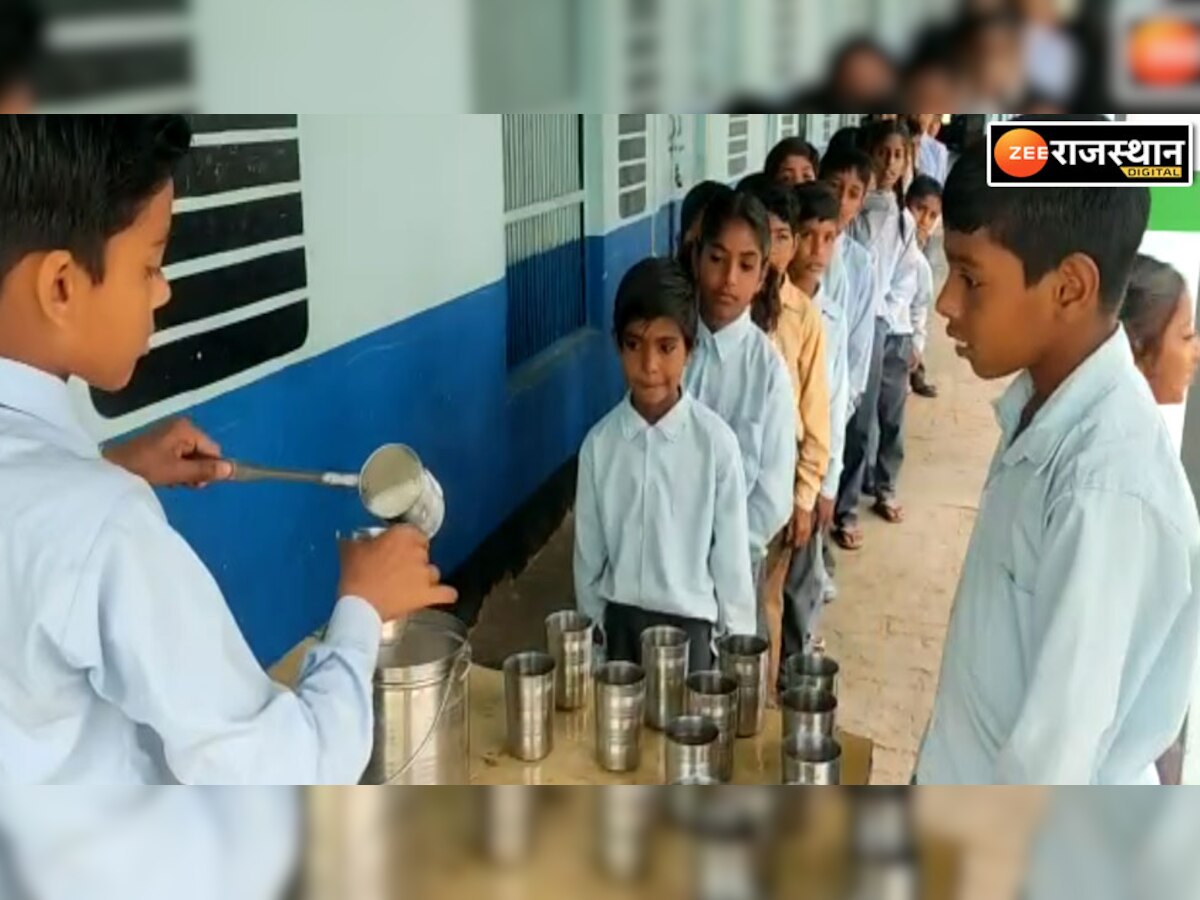 Hanumangarh: इस सरकारी स्कूल में क्लास रूम ट्रेन के डिब्बे की तरह, बच्चें बोलते हैं फर्राटेदार इंग्लिश