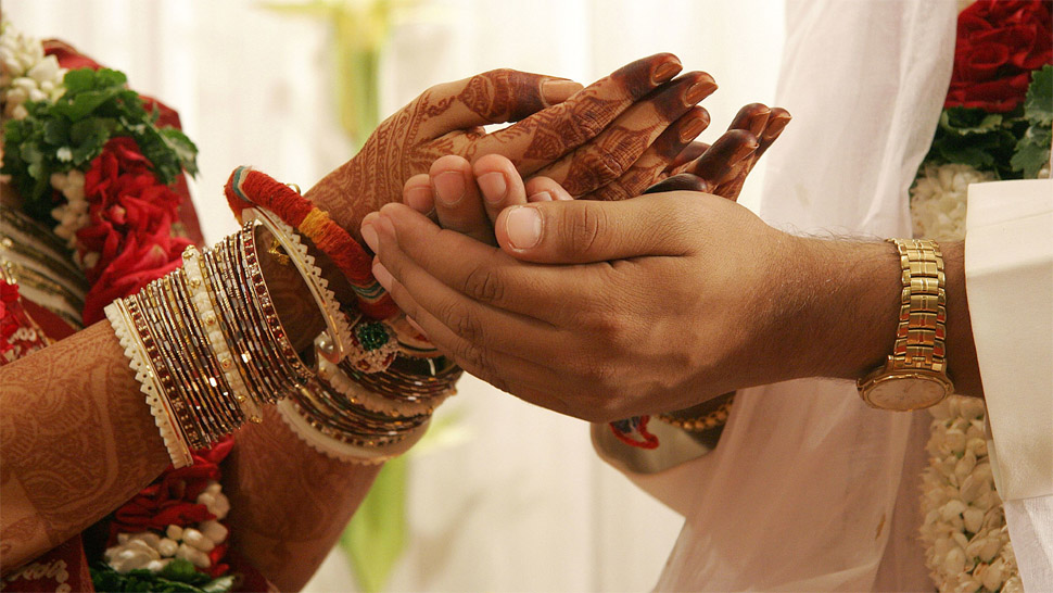Ideal age to get married: शादी करने की कौन-सी है परफेक्ट उम्र, कुंवारे हैं तो पढ़ लें ये रिसर्च रिपोर्ट, बहुत काम आएगी Ideal age to get married: शादी करने की कौन-सी है परफेक्ट उम्र, कुंवारे हैं तो पढ़ लें ये रिसर्च रिपोर्ट, बहुत काम आएगी