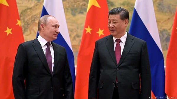 युद्ध के बीच रूस पहुंचे चीन के राष्ट्रपति शी जिनपिंग, इन बातों पर दिया जोर