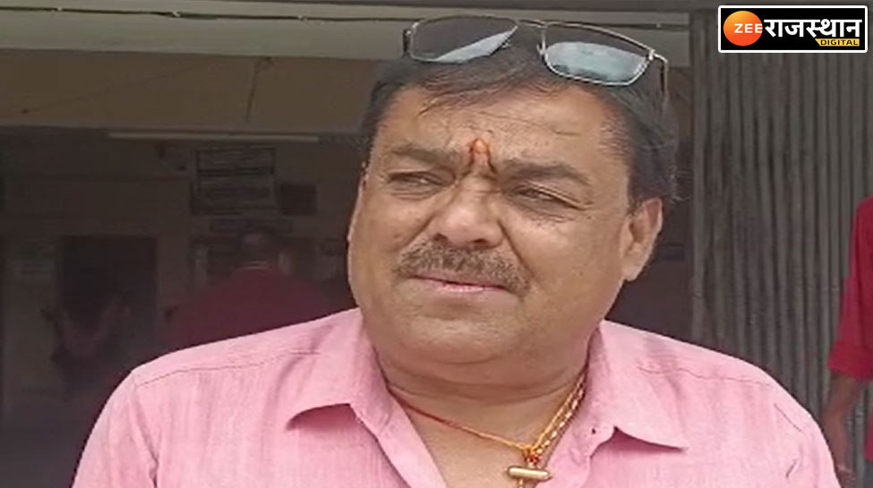 Churu News: रतनगढ़ पालिका बैठक शुरू होने से पहले मचा बवाल, गणगौर कार्यक्रम को लेकर थी बैठक