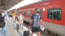 ट्रेन किराए को लेकर रेलवे ने किया ये बड़ा ऐलान, यात्रियों की खुशी का ठिकाना नहीं!
