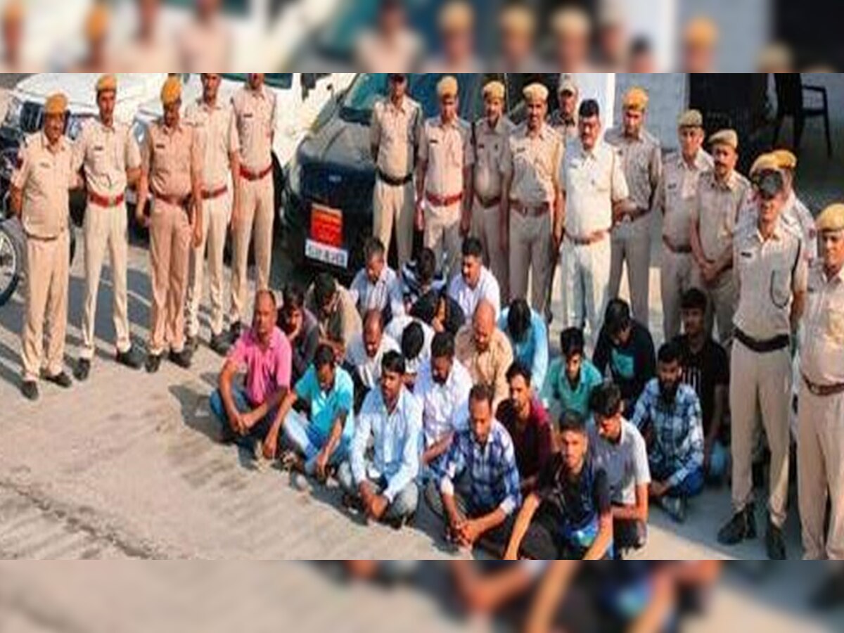 नागौर में 400 पुलिस वालों ने एक साथ धावा बोला, 248 आरोपी पकड़े, अशोक गहलोत ने थपथपाई पीठ