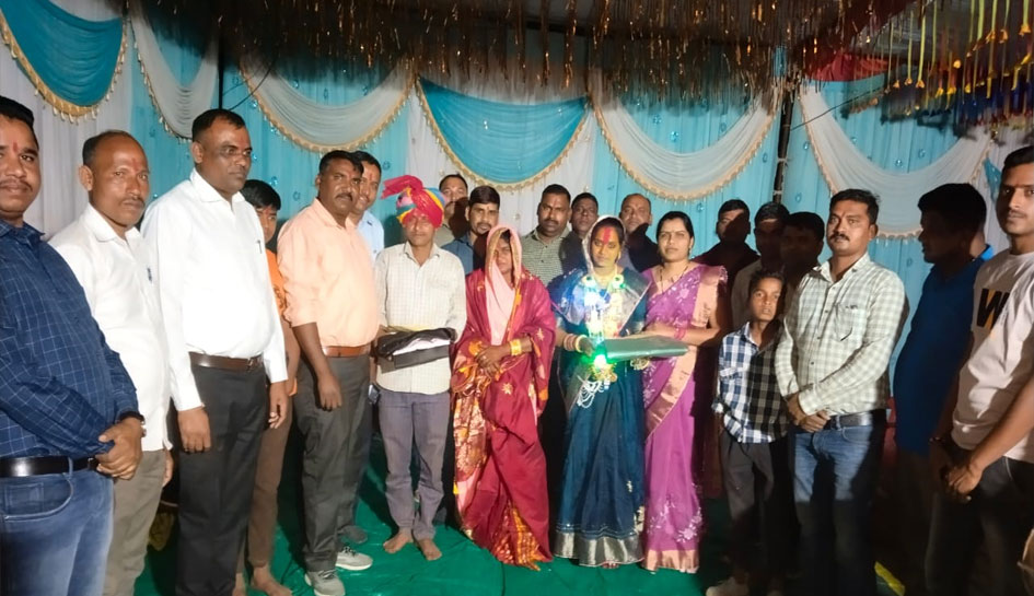 प्रतापगढ़ में 'मामा' बना घंटाली थाना पुलिस स्टाफ, रसोइए की बेटी की शादी में भरा मायरा