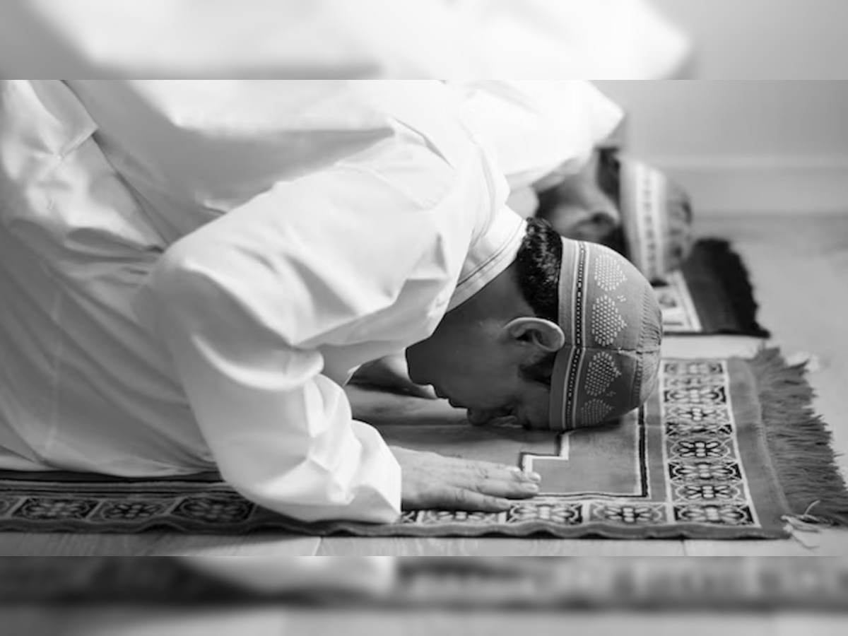 Ramadan 2023: पेट ही नहीं, आंख, कान और जबान का भी होता है रोजा, जानें किन चीजों से टूटता है