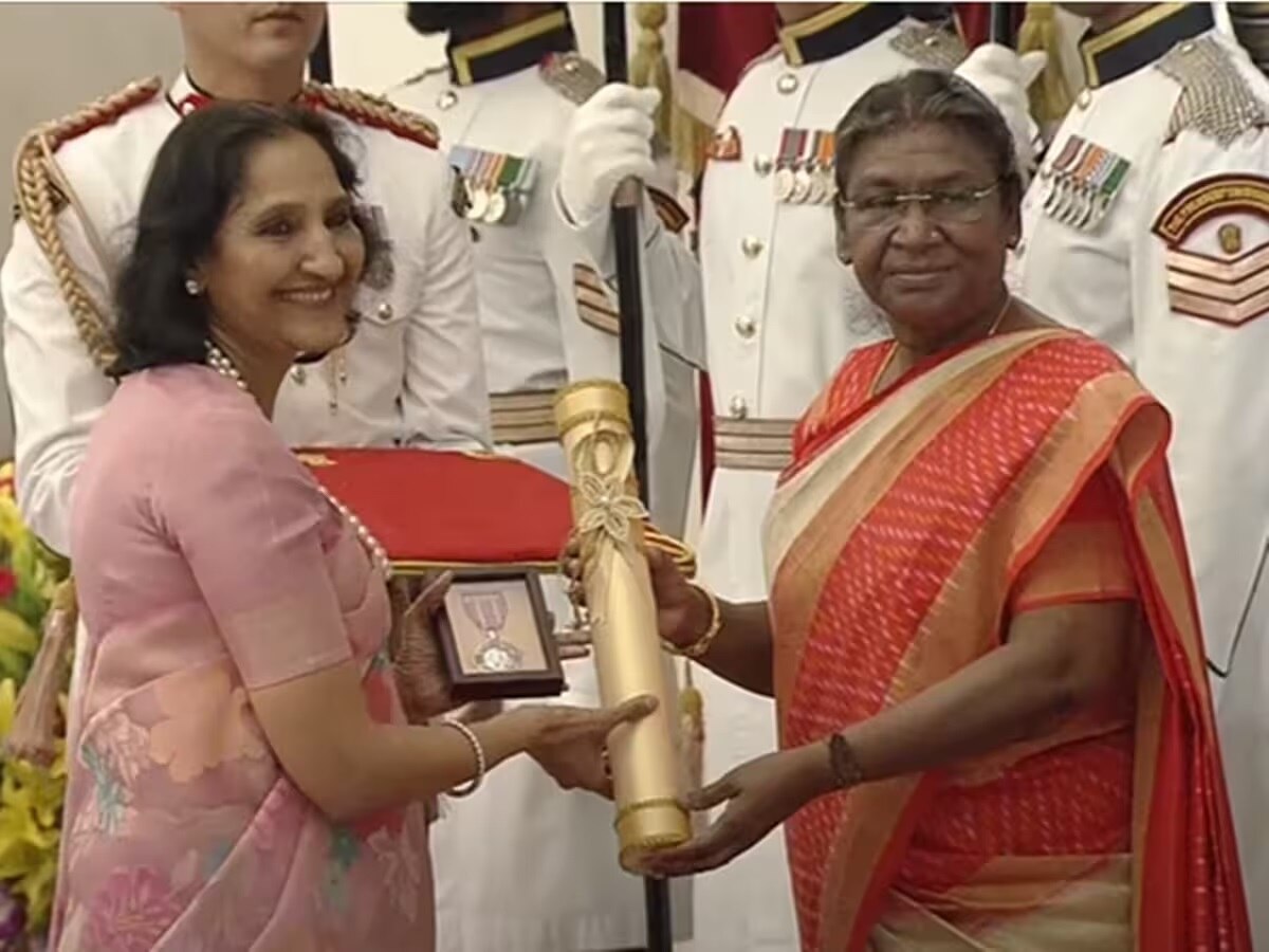 Padma Awards 2023: मंगलम बिरला से लेकर  राकेश झुनझुनवाला तक, इन हस्तियों को मिला पद्म पुरस्कार