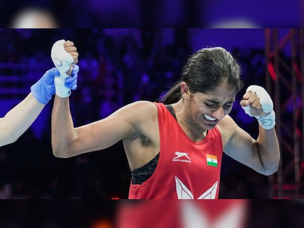 मुक्केबाज नीतू घंघास बनीं चैम्पियन, मुक्के बरसा कर 5-0 से पूरा किया पिछले साल का बदला