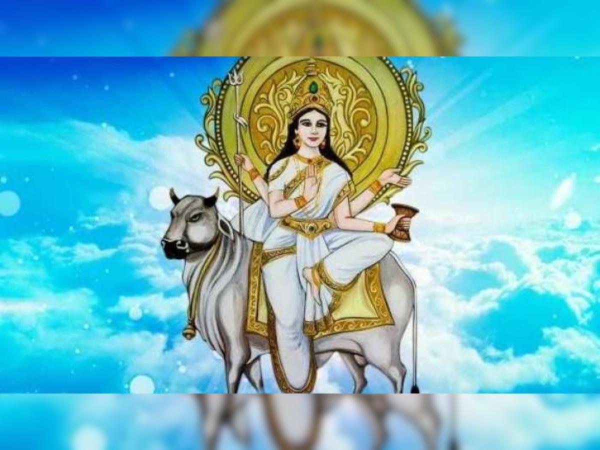 Navratri 2023 Maha Ashtami: नवरात्रि में महाअष्टमी के दिन मां महागौरी की करें पूजा, दापंत्य जीवन में सुख शांति के साथ मिलेंगे यह लाभ