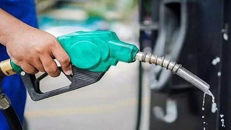 Petrol pumps cheating know petrol pumps cheat thousands of rupees