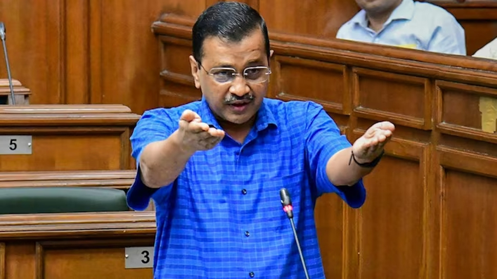 केजरीवाल ने इस राज्य के CM को बताया भ्रष्टाचारी, कहा- CBI के डर BJP में हुए शामिल केजरीवाल ने इस राज्य के CM को बताया भ्रष्टाचारी, कहा- CBI के डर BJP में हुए शामिल