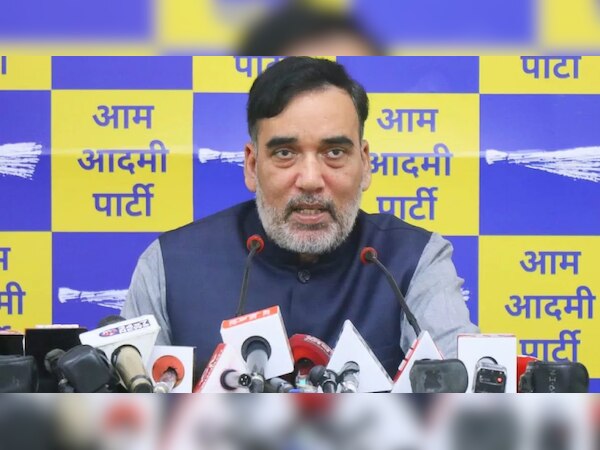 BJP के ख़िलाफ़ AAP का पोस्टर अभियान; उर्दू समेत 11 भाषाओं में बने बैनर