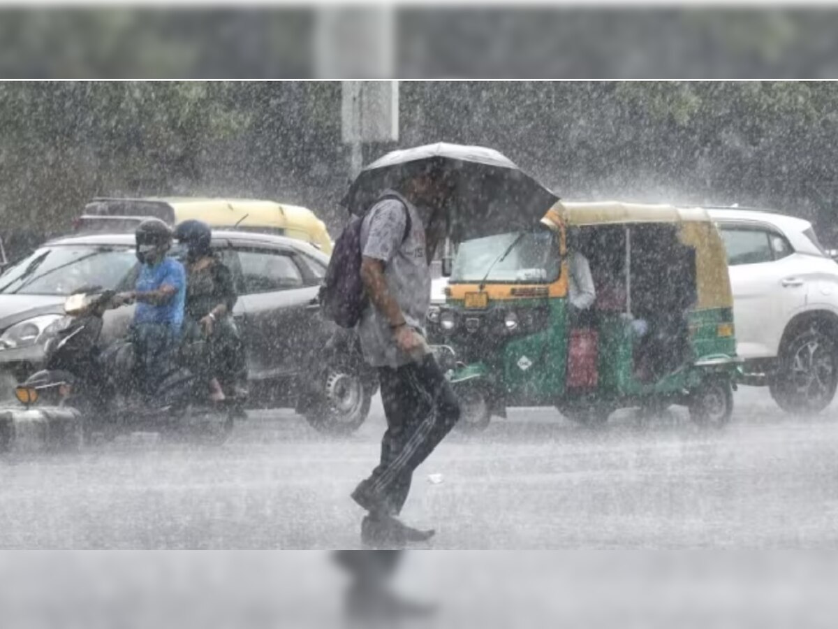 UP Weather Update: आंधी-बरसात से जन-जीवन प्रभावित, आज भी झमाझम बारिश-ओलावृष्टि के आसार, जानें IMD का अपडेट 