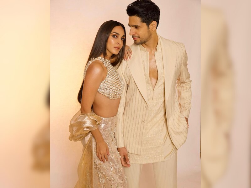 सिद्धार्थ- कियारा ने दिए रोमांटिक पोज़