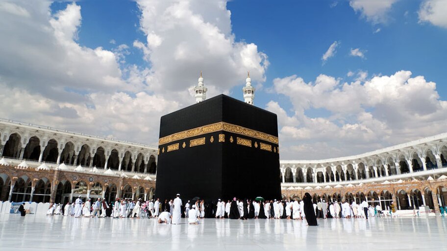 Haj 2023: लकी ड्रॉ के ज़रिए चुने गए 2540 लोग, जानिए कब से जाएगी पहली फ्लाइट और आगे का प्रोसेस