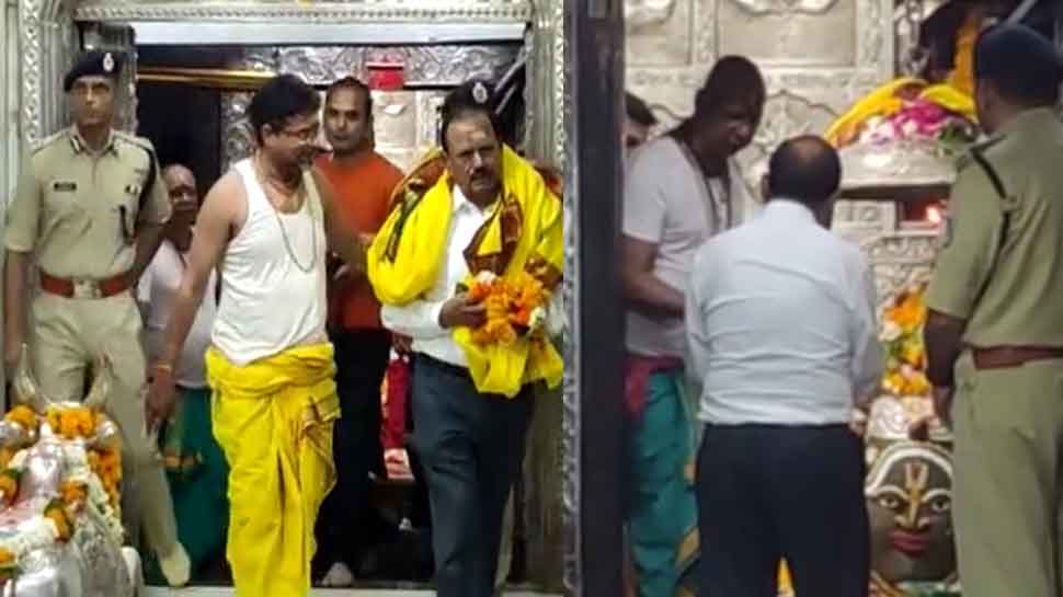 NSA अजित डोभाल ने किए बाबा महाकाल के दर्शन, सुबह भस्म आरती में होंगे शामिल NSA अजित डोभाल ने किए बाबा महाकाल के दर्शन, सुबह भस्म आरती में होंगे शामिल