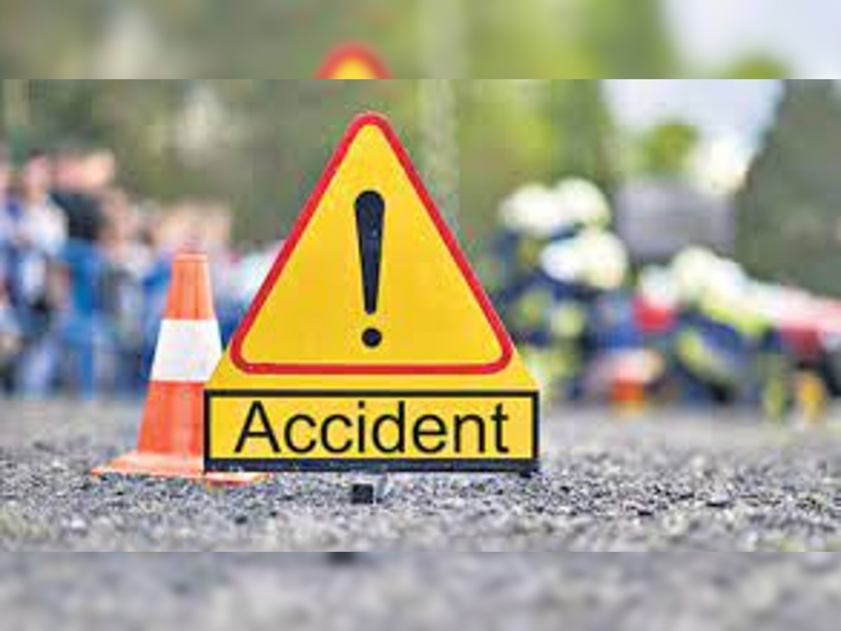 Hardoi Accident : हरदोई में बड़ा हादसा, पार्टी में शामिल होने जा रहे 3 दोस्‍तों को कार ने रौंदा, तीनों की दर्दनाक मौत