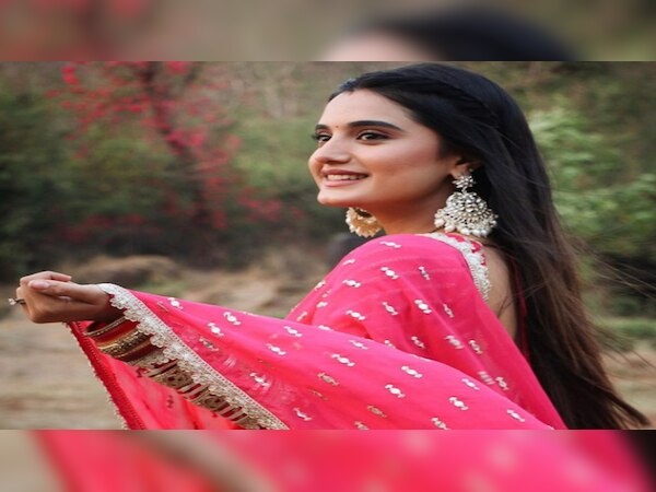 Ayushi Khurana:आयुषी ख़ुराना ने सेट पर की इफ़्तार पार्टी; कहा- रमज़ान मेरा पसंदीदा महीना 