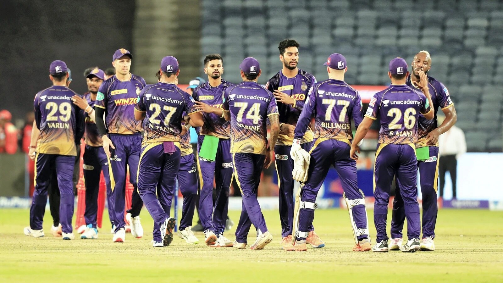 KKR को लगा बड़ा झटका, यह दिग्गज खिलाड़ी पूरे सीजन के लिए हुआ बाहर