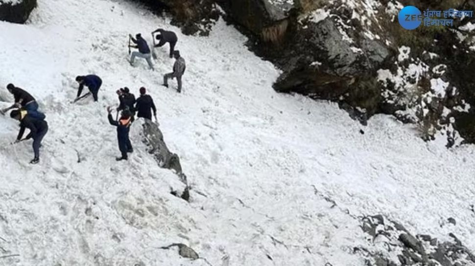Avalanche News ਸਿੱਕਮ ਦੇ ਨਾਥੁਲਾ 'ਚ ਬਰਫ਼ ਦੇ ਤੋਦੇ ਡਿੱਗਣ ਕਾਰਨ ਛੇ ਸੈਲਾਨੀਆਂ