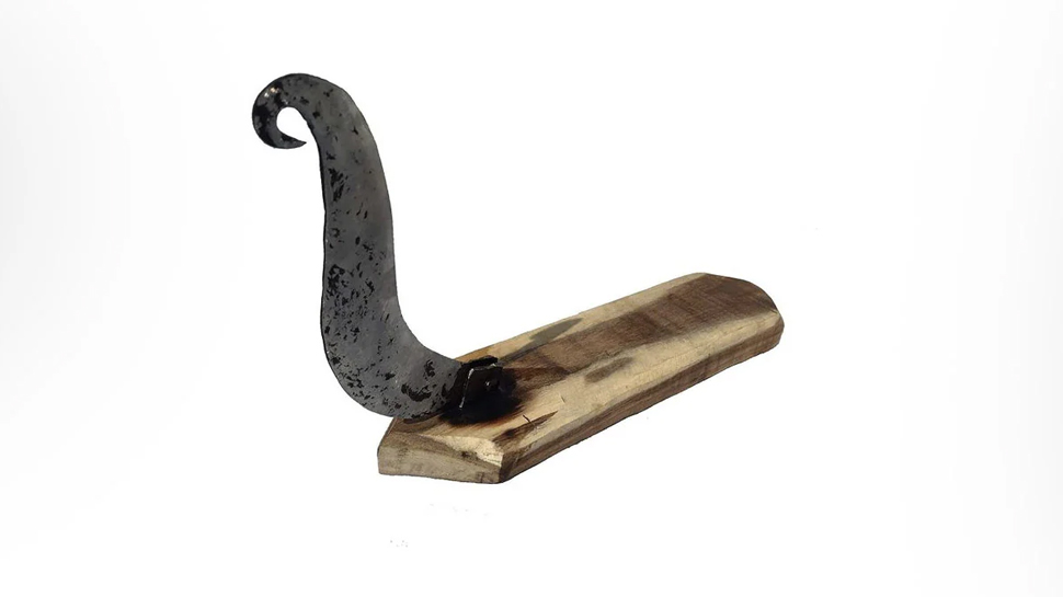 गाँव के किचेन में इस्तेमाल होने वाली इस चीज का नाम जानते हैं आप? सोशल मीडिया पर वायरल हो रही है तस्वीर गाँव के किचेन में इस्तेमाल होने वाली इस चीज का नाम जानते हैं आप? सोशल मीडिया पर वायरल हो रही है तस्वीर