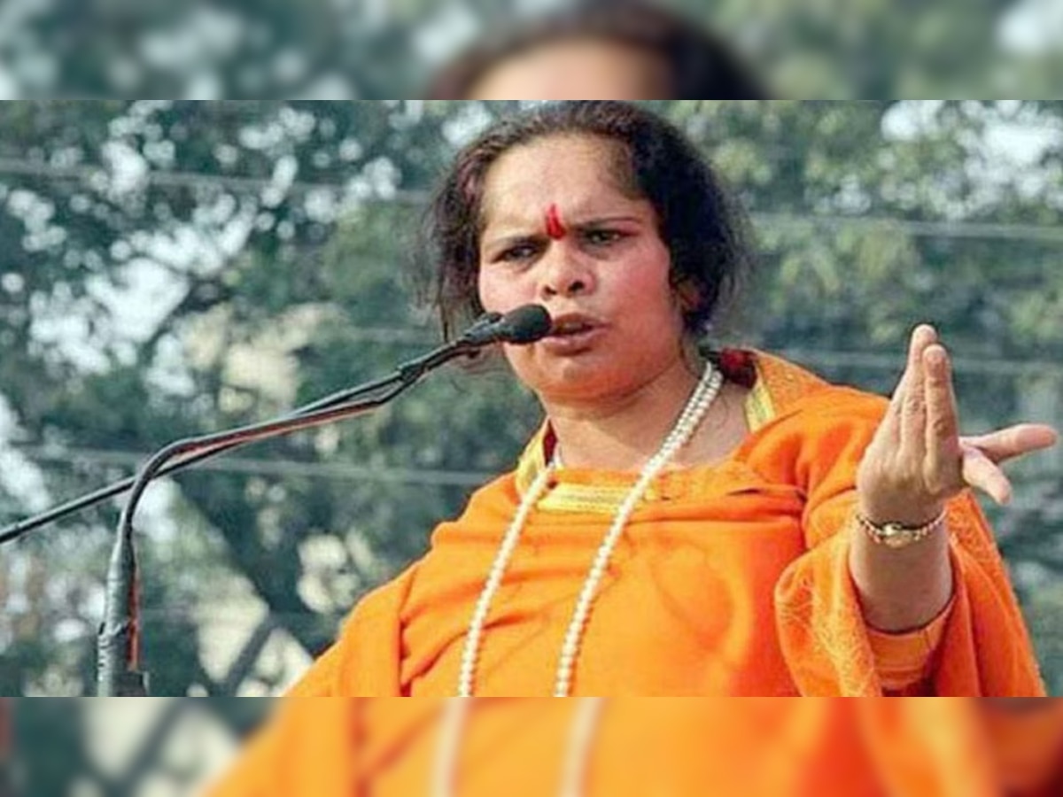 Sadhvi Prachi का फिर विवादित बयान, मुस्लिम महिलाओं को लेकर कही ये बातें