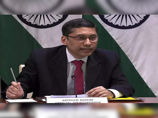 क़तर में हिरासत में लिये गए भारतीयों के सम्पर्क में Indian Embassy; MEA ने दी जानकारी