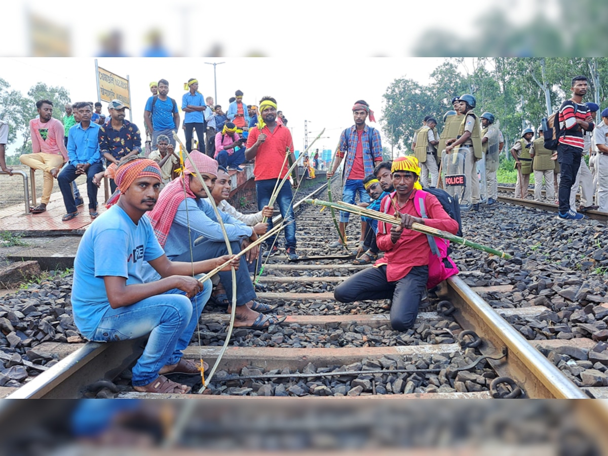 बंगाल में कुर्मी समुदायों के प्रदर्शन से बवाल, 225 ट्रेनें रद्द, जानें क्या है प्रदर्शन की वजह