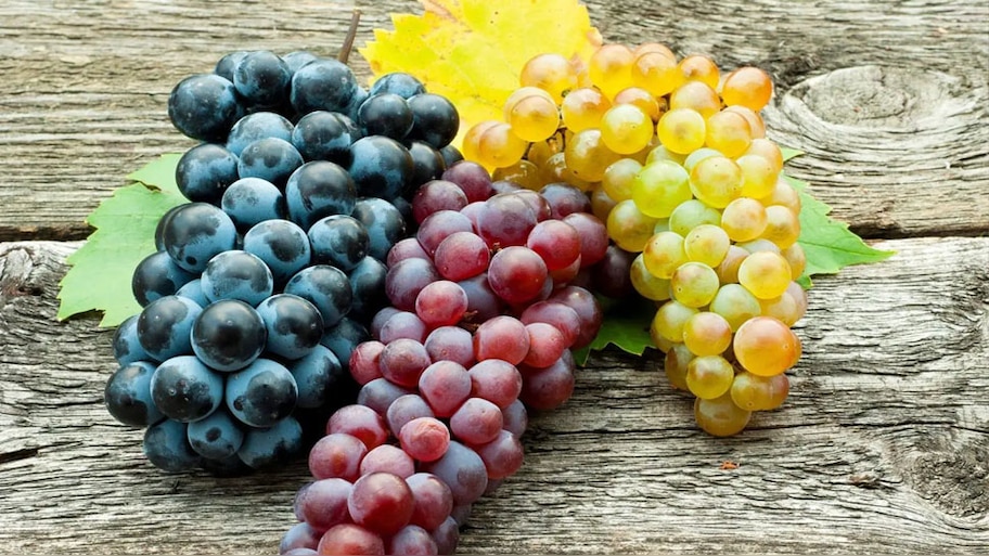 Grapes Benefits: हार्ट के लिए बेहतरीन चीज है अंगूर, ऐसे किया करें सेवन