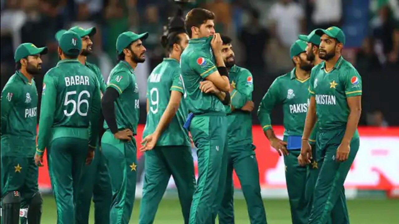 PAK vs NZ: न्यूजीलैंड के इस दिग्गज पर पाकिस्तान ने जताया भरोसा, सौंपी ये बड़ी जिम्मेदारी