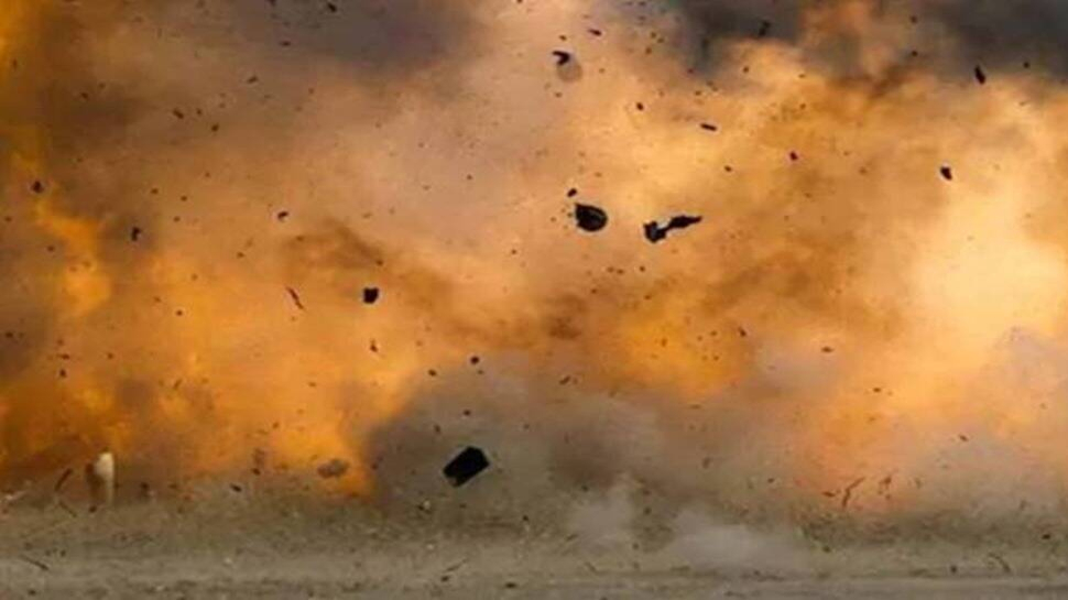 Quetta Blast: धमाके से दहला पाकिस्तान; क्वेटा के बाज़ार में ब्लास्ट; 4 की मौत, 15 ज़ख़्मी Quetta Blast: धमाके से दहला पाकिस्तान; क्वेटा के बाज़ार में ब्लास्ट; 4 की मौत, 15 ज़ख़्मी