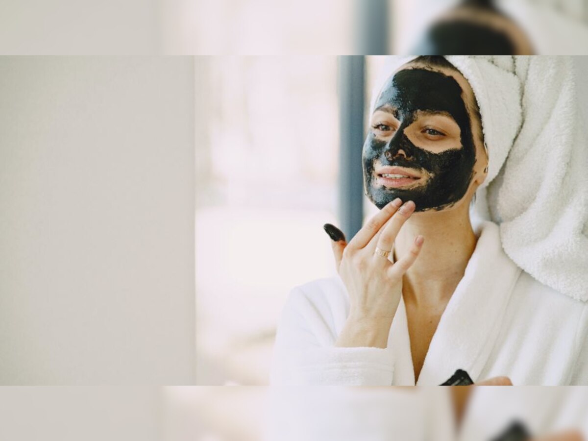 Skin Care Tips: गर्मियों में त्वचा के रूखेपन से ये हैं परेशान, तो इन घरेलू नुस्खों से वापस पाएं अपना खोया निखार