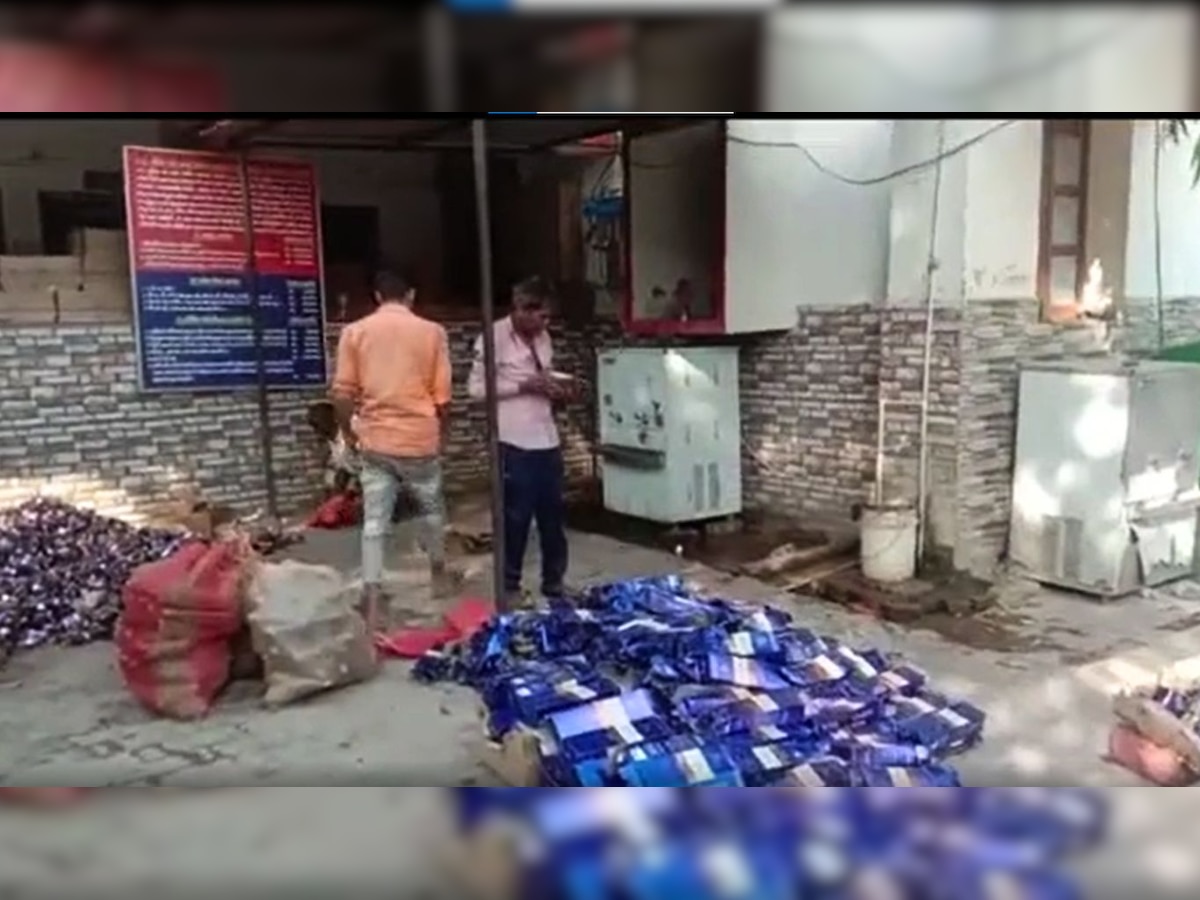 Liquor Smuggling: कानपुर में 'पुष्पा' के अंदाज में शराब तस्करी का भंडाफोड़, पकड़े तरबूज से निकली शराब