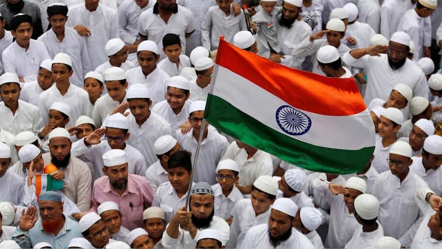 बदल रहा है भारत का मुसलमान; तीसरी बड़ी मुस्लिम आबादी वाले देश में इस मामले में आई गिरावट 