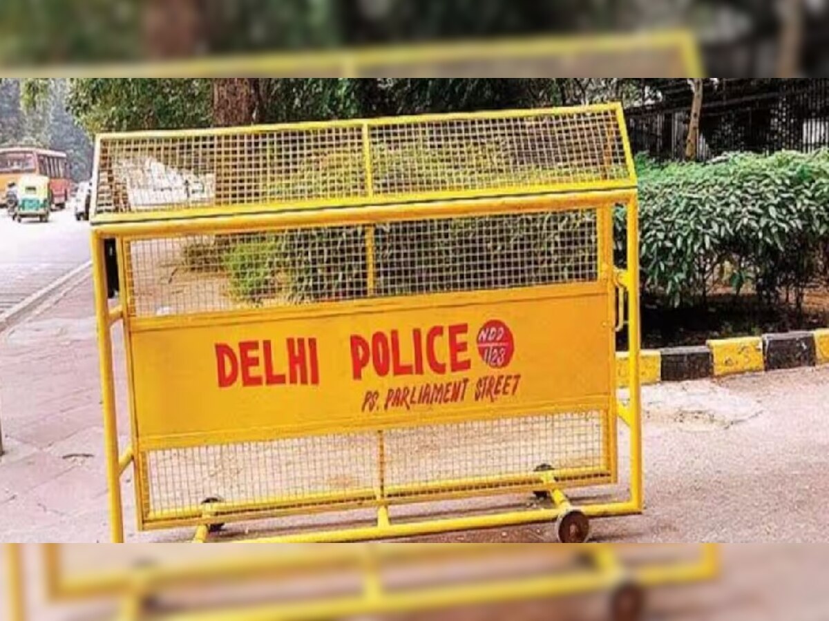 Delhi News: FIR और चार्जशीट में नहीं इस्तेमाल होंगे उर्दू के शब्द, पुलिस कमिश्नर ने जारी किया सर्कुलर